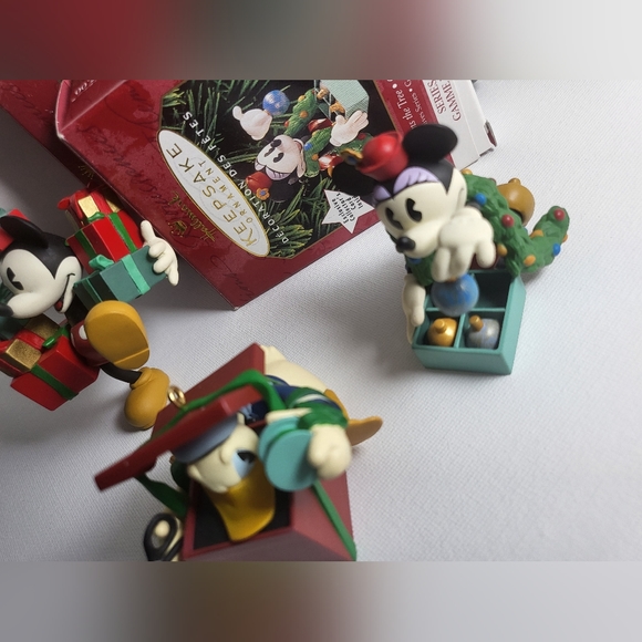 ❄️Hallmark Archives Series from 1997, 1998, 1999 Mickey Mouse Minnie Mouse - Picture 14 of 16